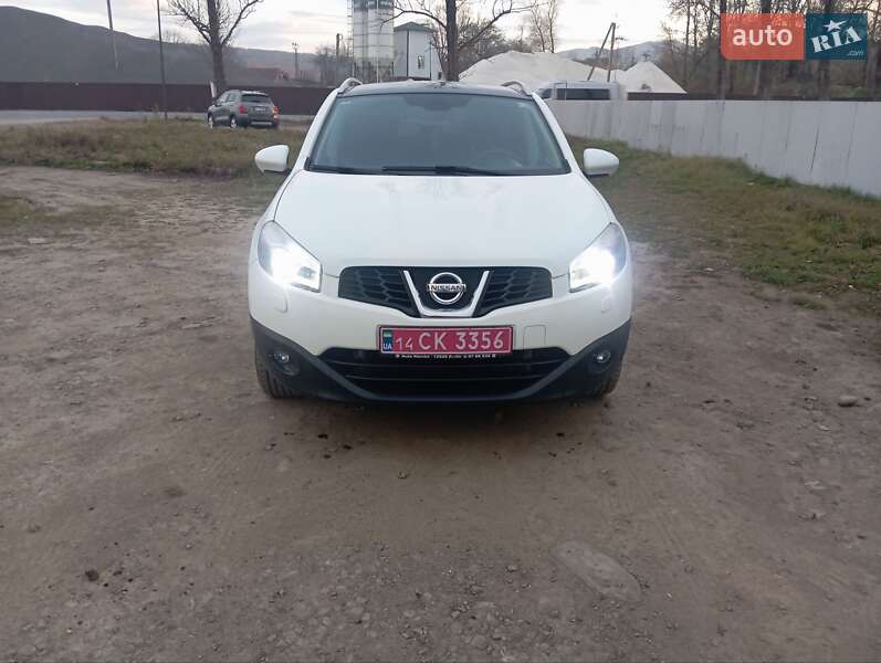 Внедорожник / Кроссовер Nissan Qashqai 2011 в Надворной