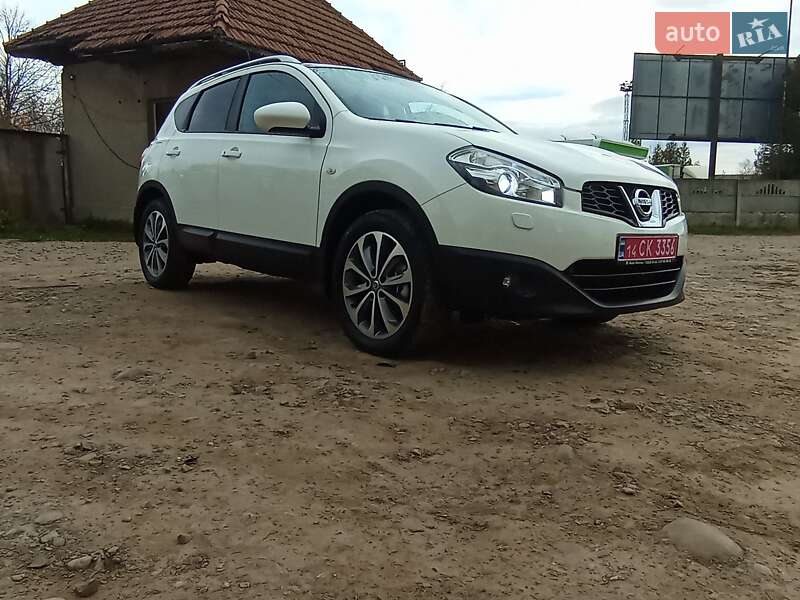 Внедорожник / Кроссовер Nissan Qashqai 2011 в Надворной