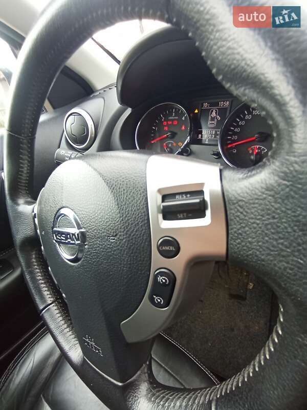 Внедорожник / Кроссовер Nissan Qashqai 2011 в Надворной