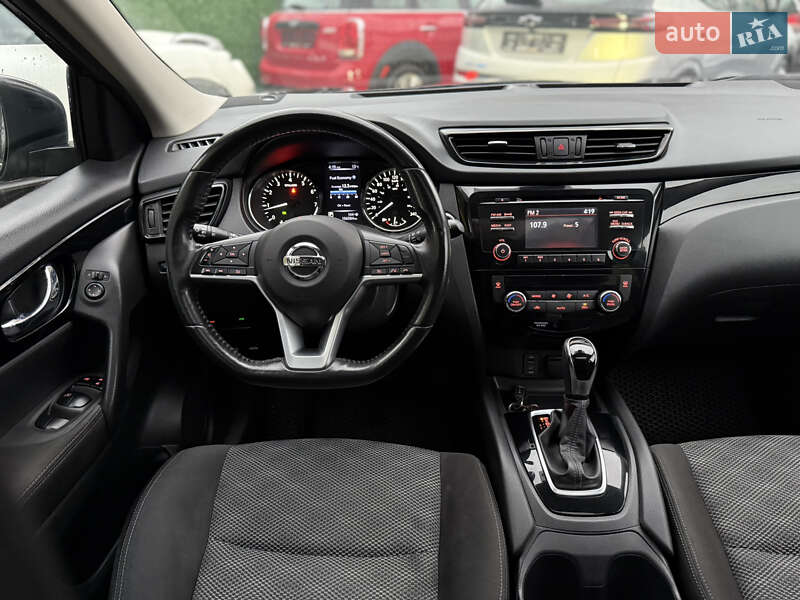 Позашляховик / Кросовер Nissan Qashqai 2017 в Одесі фото 46 Позашляховик / Кросовер Nissan Qashqai 2017 в Одесі