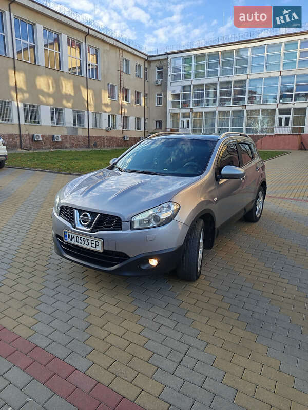 Внедорожник / Кроссовер Nissan Qashqai 2010 в Звягеле фото Внедорожник / Кроссовер Nissan Qashqai 2010 в Звягеле