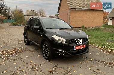Внедорожник / Кроссовер Nissan Qashqai 2013 в Хороле