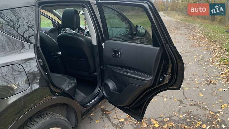 Внедорожник / Кроссовер Nissan Qashqai 2013 в Хороле фото 30 Внедорожник / Кроссовер Nissan Qashqai 2013 в Хороле