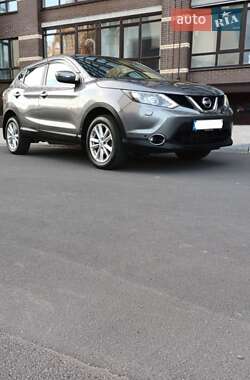 Позашляховик / Кросовер Nissan Qashqai 2014 в Чернігові