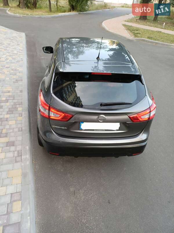 Внедорожник / Кроссовер Nissan Qashqai 2014 в Чернигове
