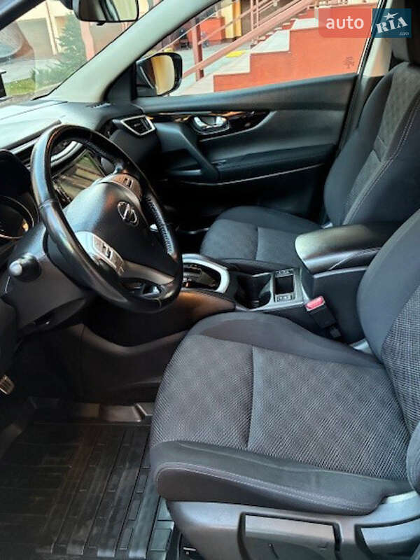 Внедорожник / Кроссовер Nissan Qashqai 2017 в Львове