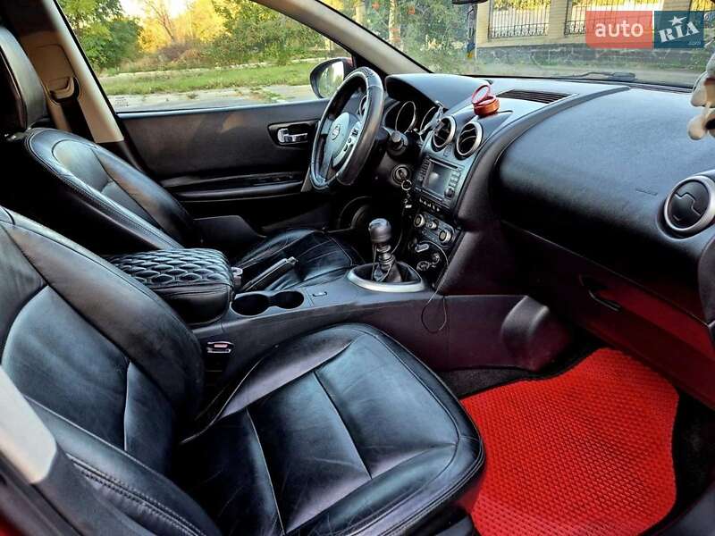 Внедорожник / Кроссовер Nissan Qashqai 2009 в Черкассах фото 5 Внедорожник / Кроссовер Nissan Qashqai 2009 в Черкассах