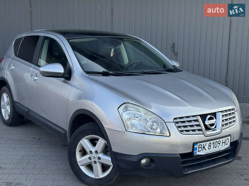 Внедорожник / Кроссовер Nissan Qashqai 2009 в Сарнах