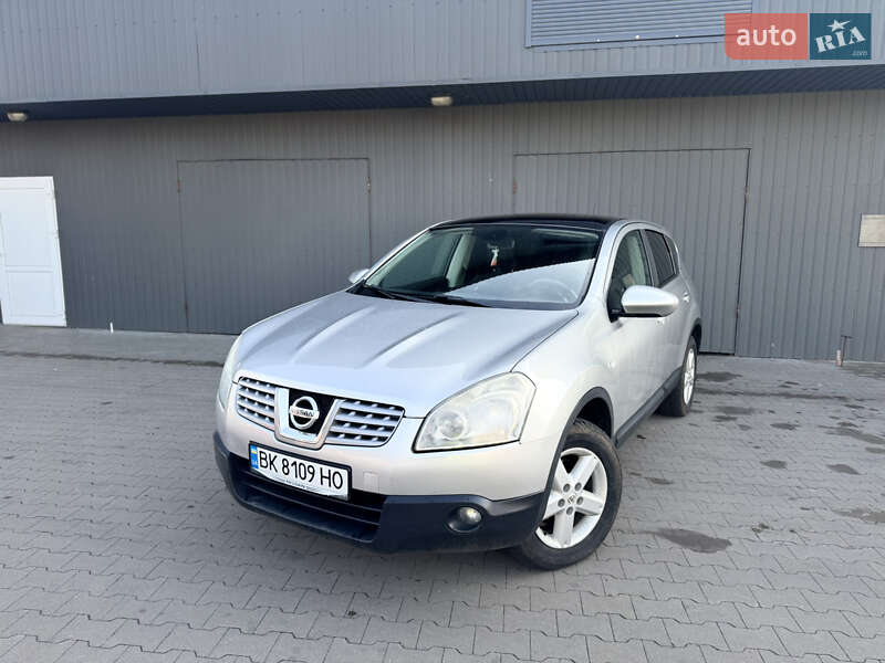 Внедорожник / Кроссовер Nissan Qashqai 2009 в Сарнах