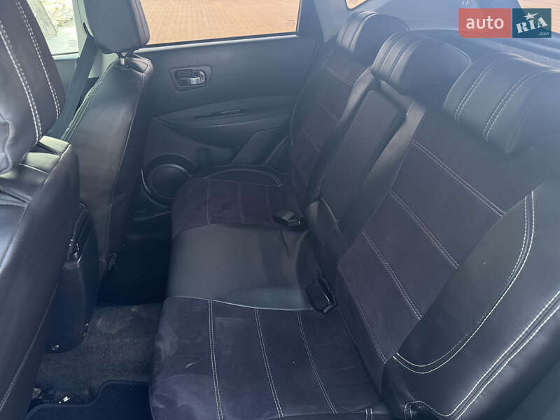 Внедорожник / Кроссовер Nissan Qashqai 2009 в Сарнах