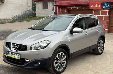 Позашляховик / Кросовер Nissan Qashqai 2010 в Тернополі