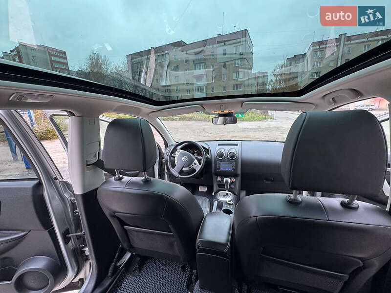 Внедорожник / Кроссовер Nissan Qashqai 2010 в Тернополе