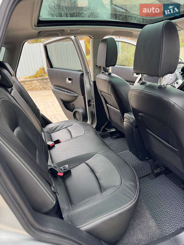 Внедорожник / Кроссовер Nissan Qashqai 2010 в Тернополе