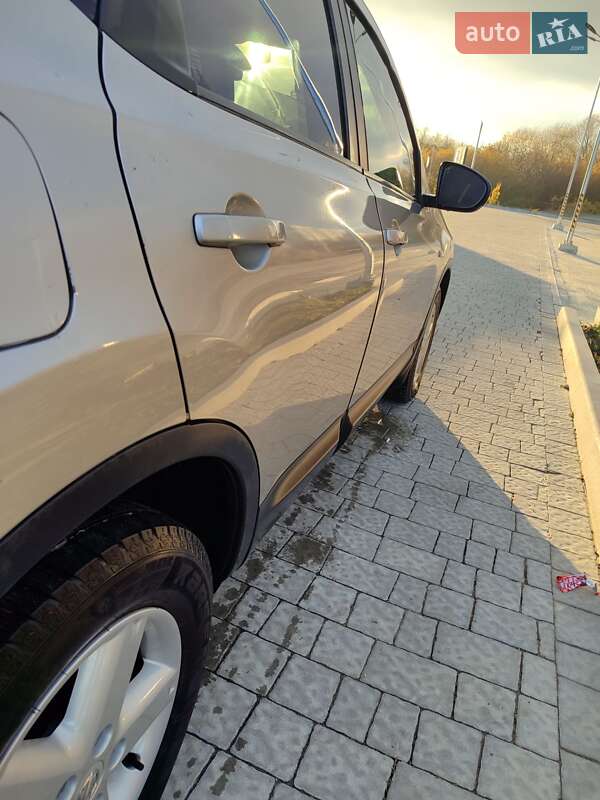 Позашляховик / Кросовер Nissan Qashqai 2007 в Львові