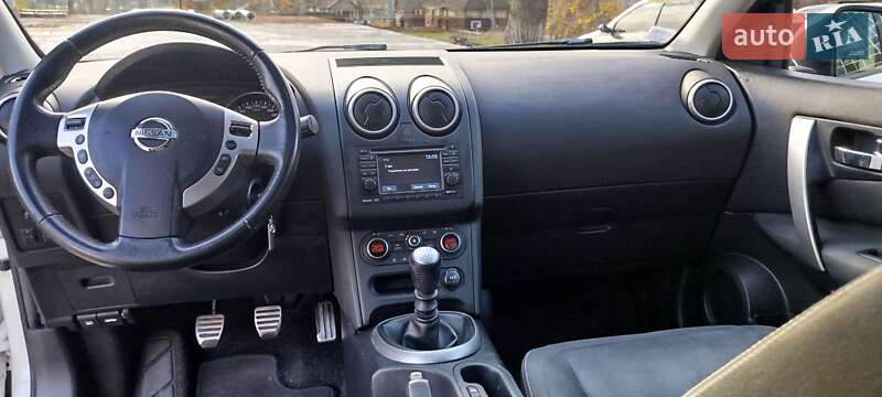 Позашляховик / Кросовер Nissan Qashqai 2012 в Луцьку