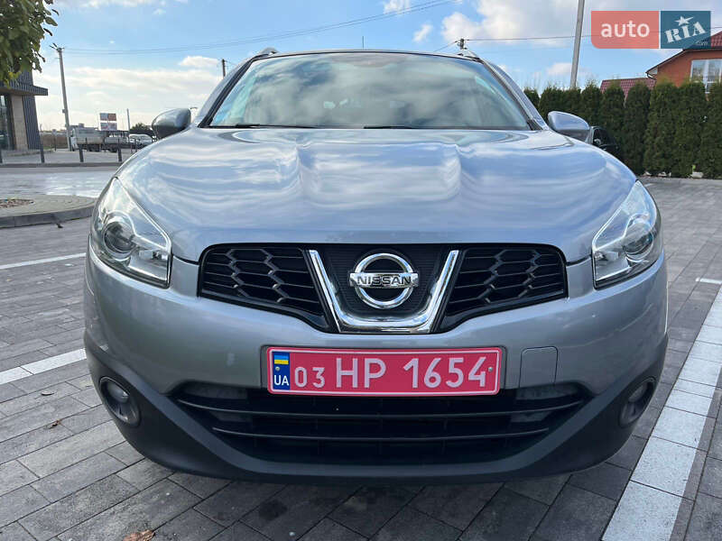 Позашляховик / Кросовер Nissan Qashqai 2010 в Луцьку
