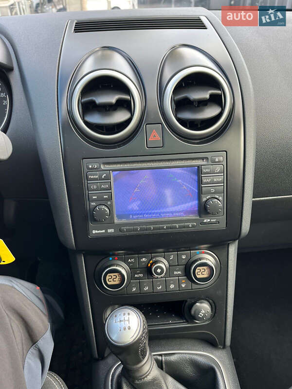 Позашляховик / Кросовер Nissan Qashqai 2010 в Луцьку