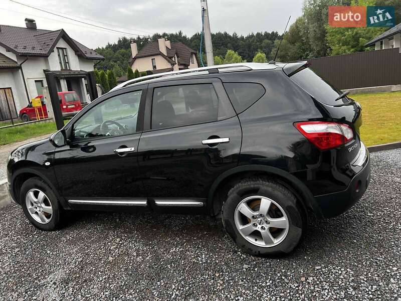 Позашляховик / Кросовер Nissan Qashqai 2011 в Львові фото 11 Позашляховик / Кросовер Nissan Qashqai 2011 в Львові