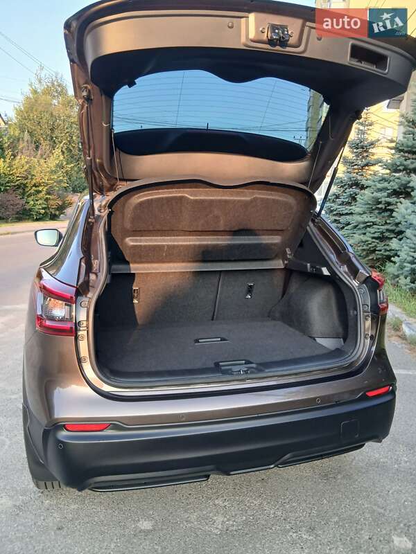 Позашляховик / Кросовер Nissan Qashqai 2020 в Києві фото 6 Позашляховик / Кросовер Nissan Qashqai 2020 в Києві