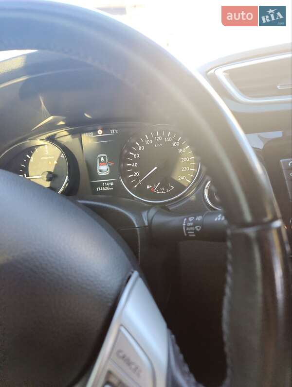 Внедорожник / Кроссовер Nissan Qashqai 2017 в Самборе