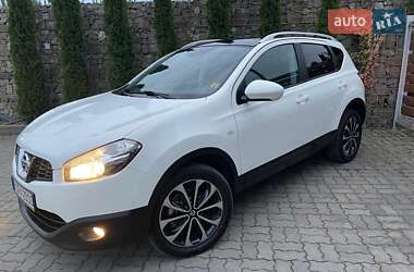 Внедорожник / Кроссовер Nissan Qashqai 2010 в Стрые