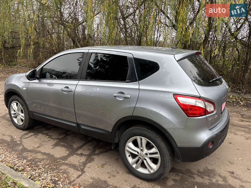 Внедорожник / Кроссовер Nissan Qashqai 2011 в Житомире