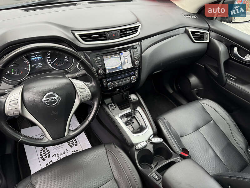 Внедорожник / Кроссовер Nissan Qashqai 2015 в Кременце