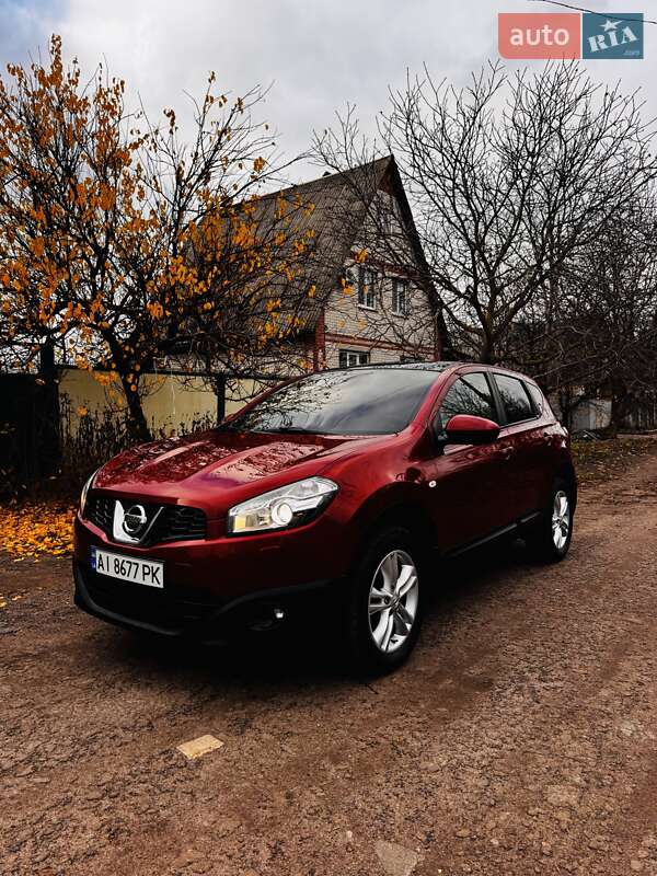 Внедорожник / Кроссовер Nissan Qashqai 2013 в Чернигове