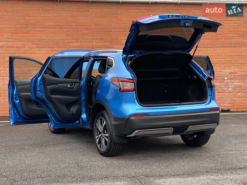 Позашляховик / Кросовер Nissan Qashqai 2018 в Києві