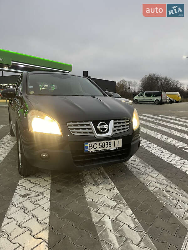 Внедорожник / Кроссовер Nissan Qashqai 2009 в Стрые