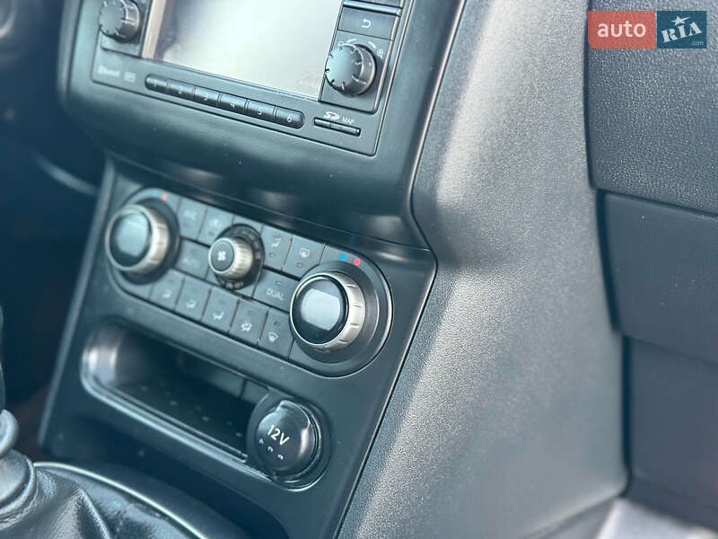 Внедорожник / Кроссовер Nissan Qashqai 2012 в Стрые