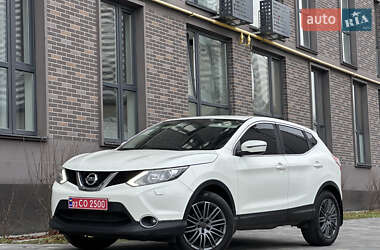 Внедорожник / Кроссовер Nissan Qashqai 2015 в Львове