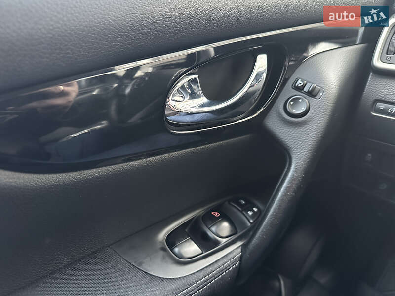 Внедорожник / Кроссовер Nissan Qashqai 2015 в Львове