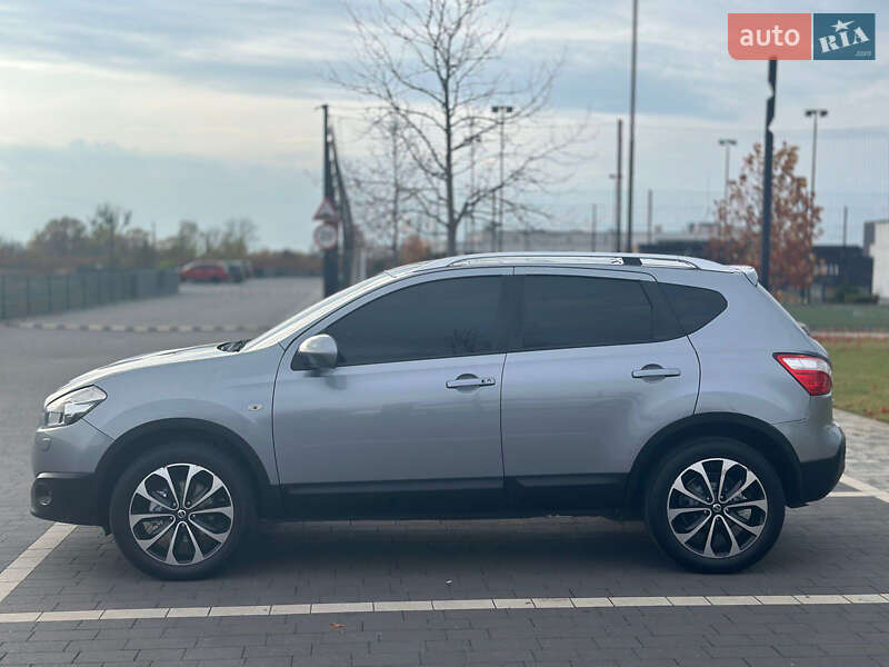 Внедорожник / Кроссовер Nissan Qashqai 2012 в Мукачево фото 4 Внедорожник / Кроссовер Nissan Qashqai 2012 в Мукачево