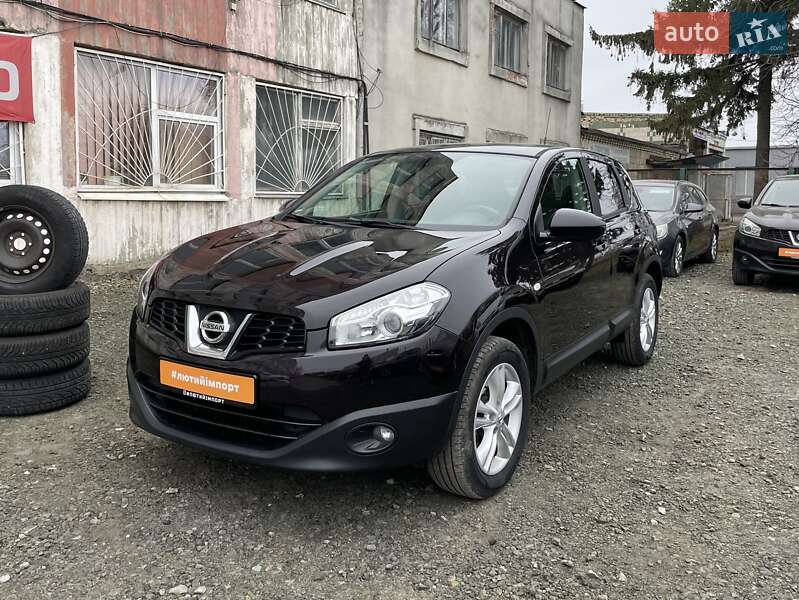 Внедорожник / Кроссовер Nissan Qashqai 2013 в Сумах