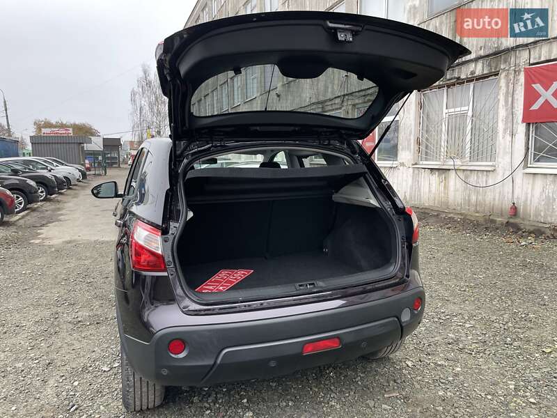 Внедорожник / Кроссовер Nissan Qashqai 2013 в Сумах