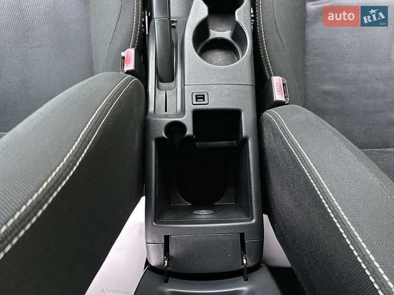 Внедорожник / Кроссовер Nissan Qashqai 2013 в Сумах