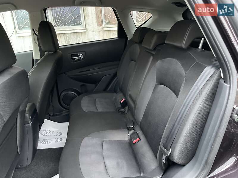 Внедорожник / Кроссовер Nissan Qashqai 2013 в Сумах