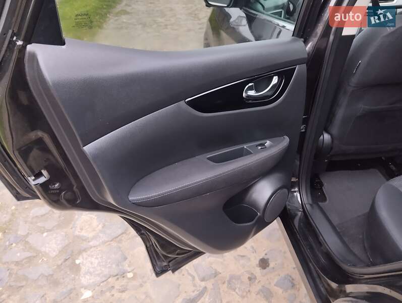 Внедорожник / Кроссовер Nissan Qashqai 2015 в Дубно фото 25 Внедорожник / Кроссовер Nissan Qashqai 2015 в Дубно