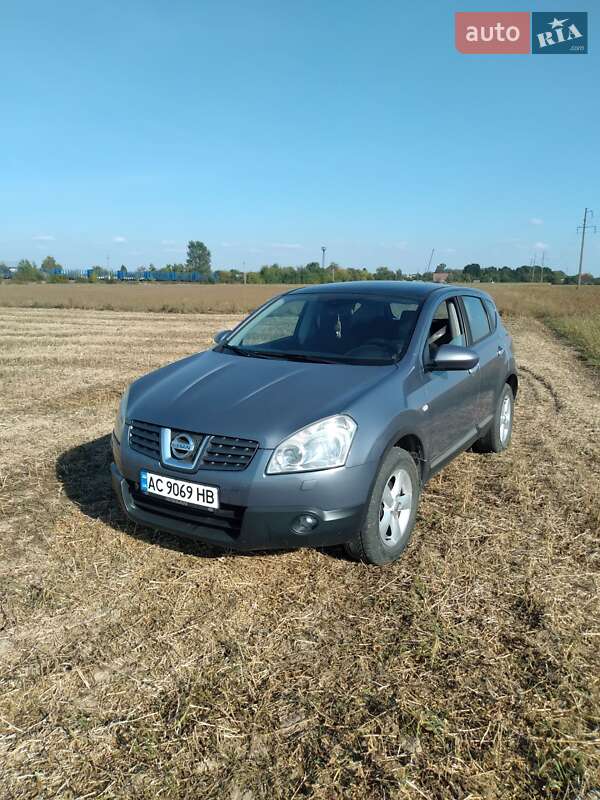 Внедорожник / Кроссовер Nissan Qashqai 2007 в Нововолынске