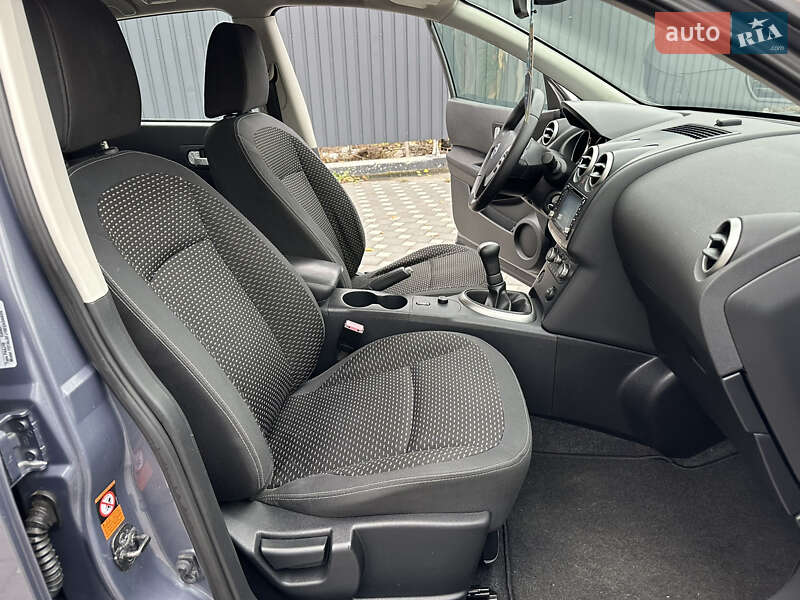 Позашляховик / Кросовер Nissan Qashqai 2009 в Полтаві