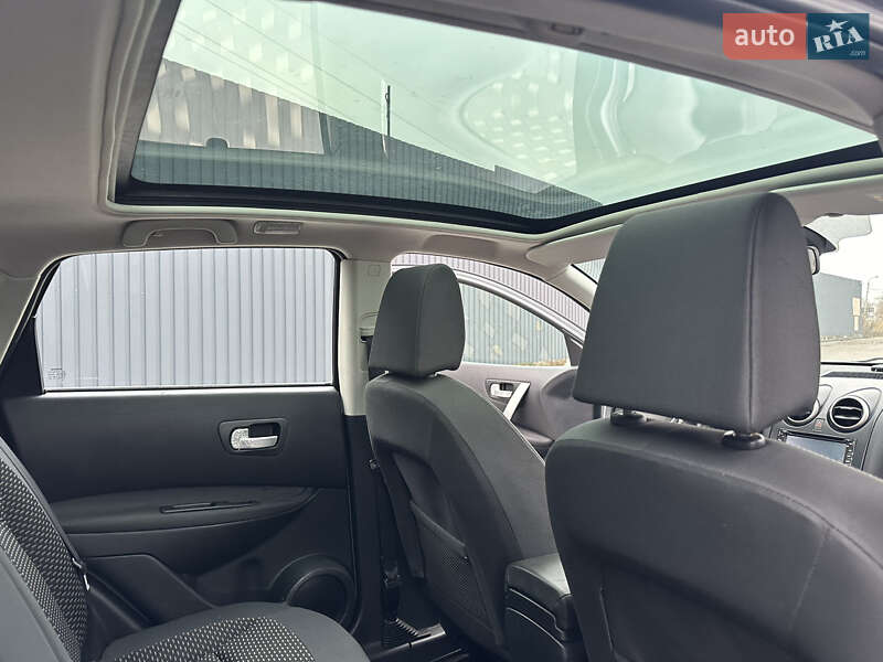 Позашляховик / Кросовер Nissan Qashqai 2009 в Полтаві