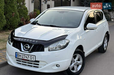 Позашляховик / Кросовер Nissan Qashqai 2011 в Одесі