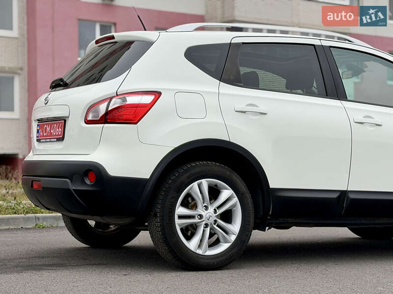 Позашляховик / Кросовер Nissan Qashqai 2010 в Вінниці