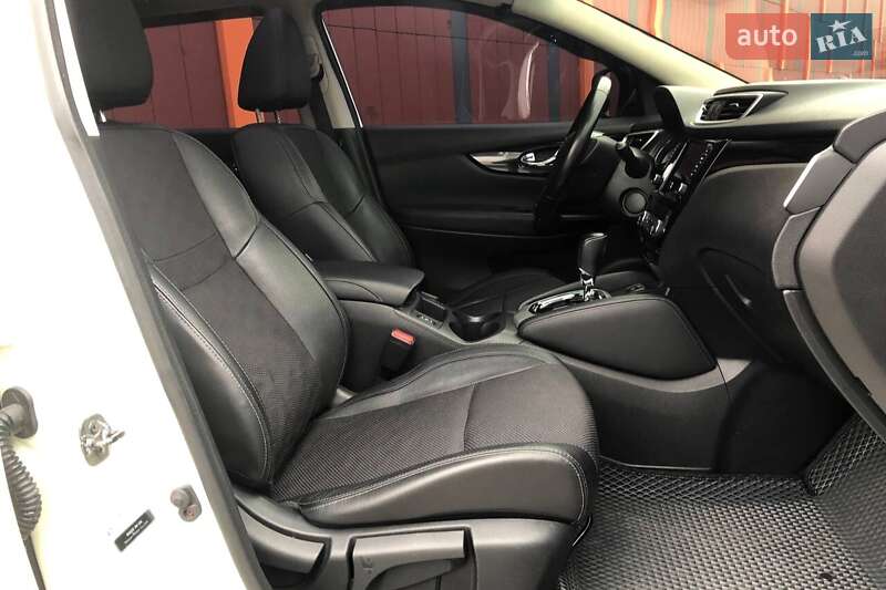 Внедорожник / Кроссовер Nissan Qashqai 2015 в Киеве фото 12 Внедорожник / Кроссовер Nissan Qashqai 2015 в Киеве