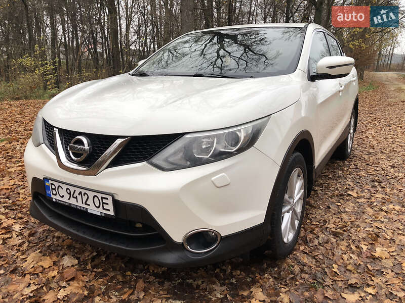 Внедорожник / Кроссовер Nissan Qashqai 2015 в Тернополе фото 3 Внедорожник / Кроссовер Nissan Qashqai 2015 в Тернополе