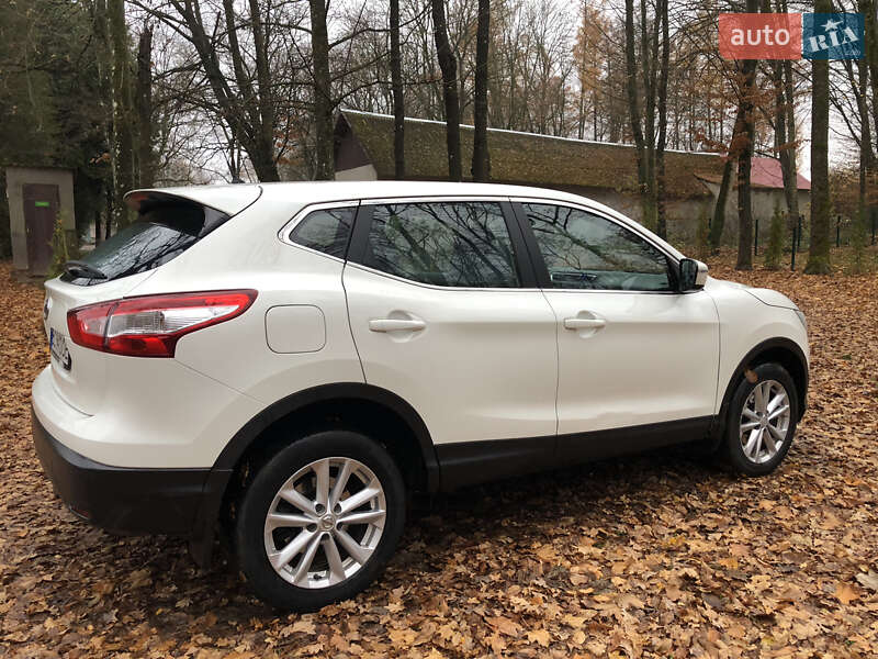 Внедорожник / Кроссовер Nissan Qashqai 2015 в Тернополе фото 13 Внедорожник / Кроссовер Nissan Qashqai 2015 в Тернополе