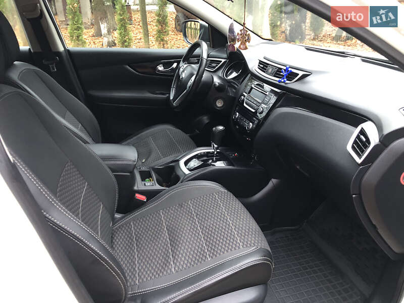 Внедорожник / Кроссовер Nissan Qashqai 2015 в Тернополе фото 32 Внедорожник / Кроссовер Nissan Qashqai 2015 в Тернополе