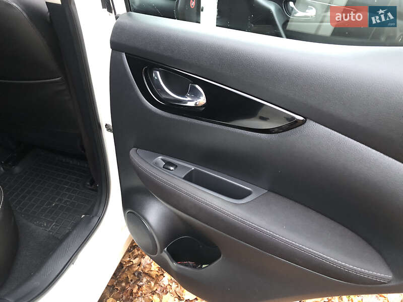 Внедорожник / Кроссовер Nissan Qashqai 2015 в Тернополе фото 41 Внедорожник / Кроссовер Nissan Qashqai 2015 в Тернополе