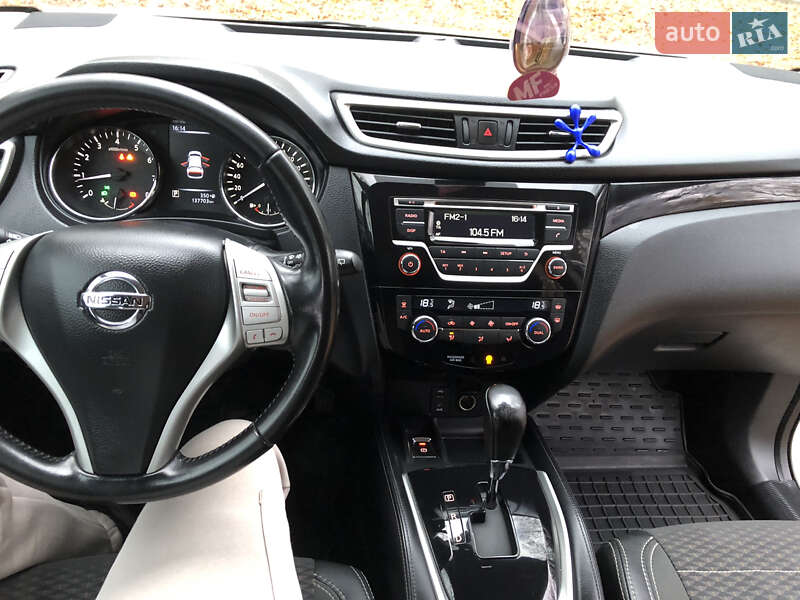 Внедорожник / Кроссовер Nissan Qashqai 2015 в Тернополе фото 60 Внедорожник / Кроссовер Nissan Qashqai 2015 в Тернополе